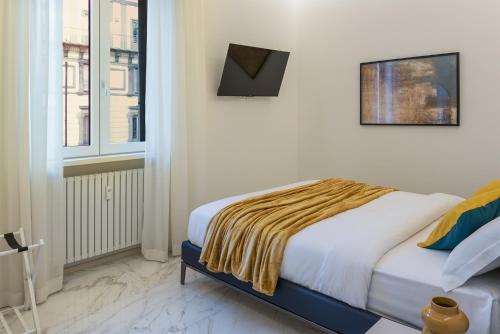 Luxury Milan Apartment - Penthouse in Historic City Center photo 3