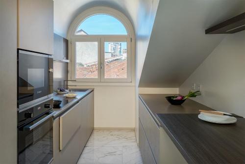 Luxury Milan Apartment - Penthouse in Historic City Center photo 33