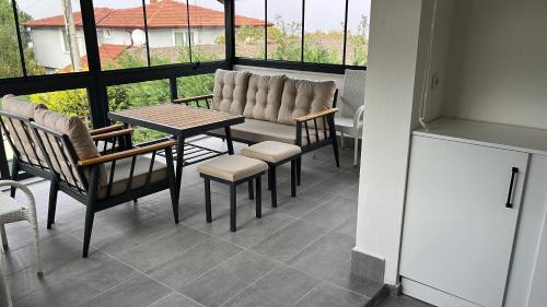 Afbeelding uit fotogalerij van Sapanca Villa 26-Isıtma Havuzlu in Sapanca