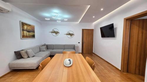 TV a/nebo společenská místnost v ubytování E&E Apartment