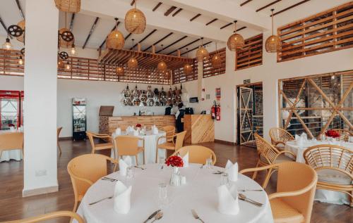 Restaurace v ubytování Kitonga Garden Resort