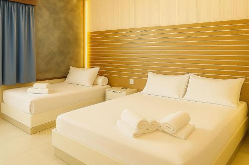 Private villa full view for up to 10 vacationers