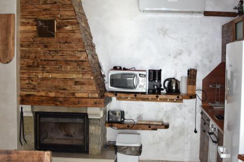 Køkken eller tekøkken på Villa Pamporovo