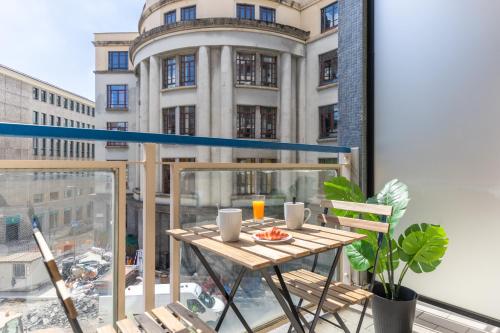 Duomo 10 Minutes Walk- Modern Design Apartment
