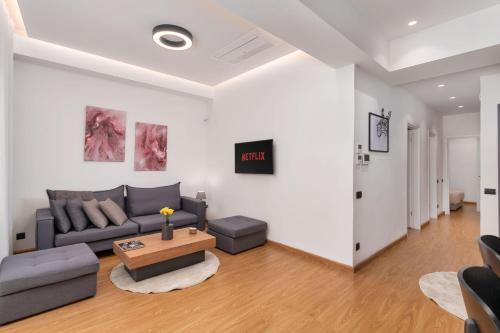 Radical Retreat - 2BR, Central Athens