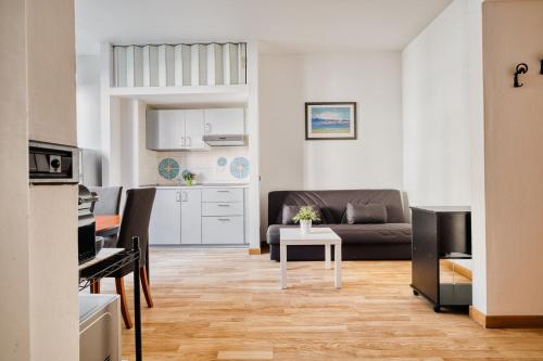 Hostmate - Milano - Lunigiana - Stazione Centrale