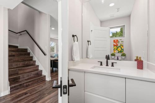 Fotografie z fotogalerie ubytování The Ruby 2BD In the Heart of FW v destinaci Fort Worth