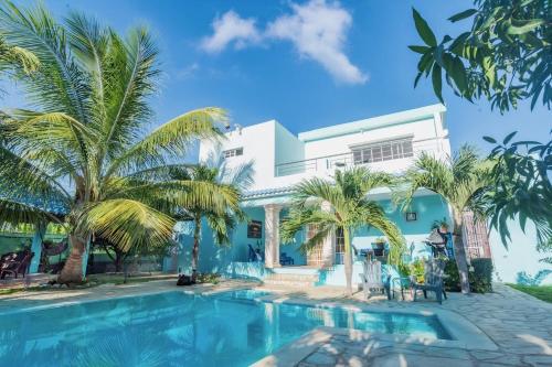 Bazén v ubytování Villa Nilsa ( The Blue House ) nebo v jeho okolí