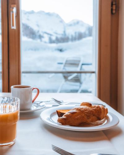 Jídlo v hotelu nebo okolí