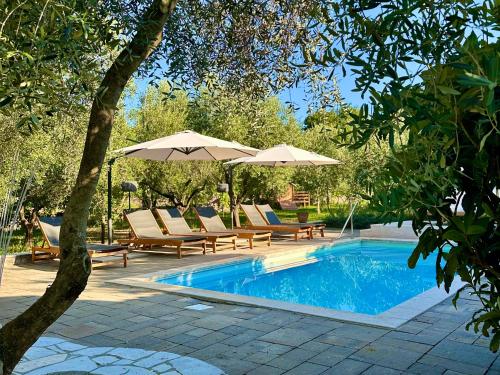 Two villas MaraVinka