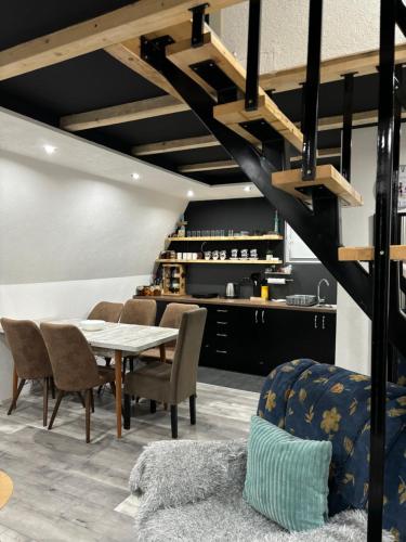 Posezení v ubytování Planinska vila KTM Lisine