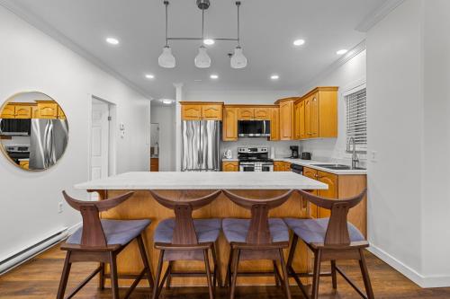 Kuchyň nebo kuchyňský kout v ubytování Duckworth King Queen Sub Pent Harbour Vw