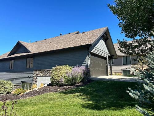 Budova, kde se prázdninový dům nachází