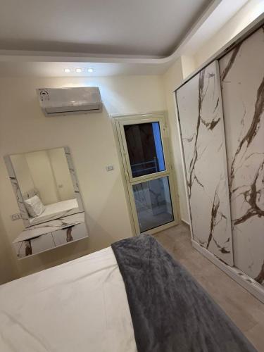 شارع المارينا