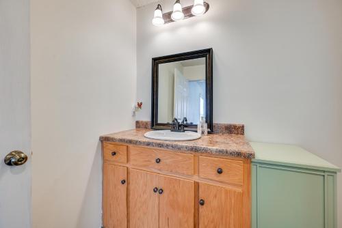 Φωτογραφία από το άλμπουμ του 6 Mi to Mammoth Cave! Mtn-View Home with Fire Pit σε Park City