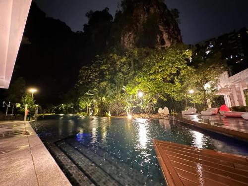 Πισίνα στο ή κοντά στο The Cove Ipoh 6 pax