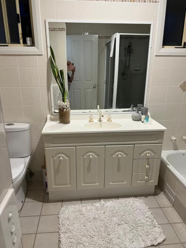 Ένα μπάνιο στο Ettalong Beach