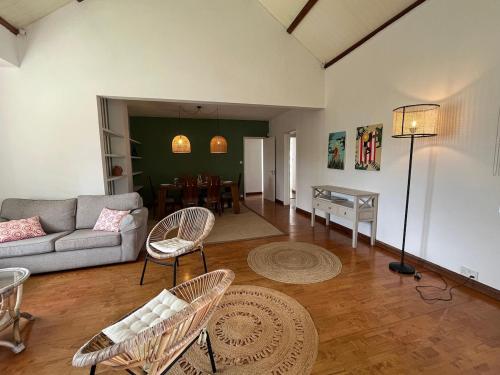 Et opholdsområde på Appartement Cocoon à Pereybere