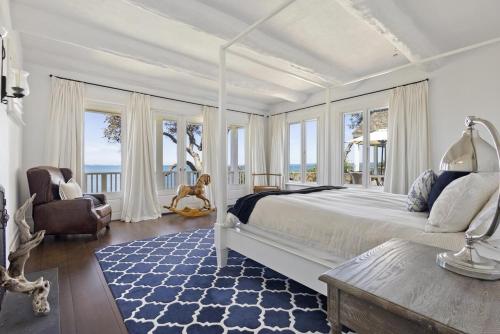 Ένα ή περισσότερα κρεβάτια σε δωμάτιο στο illiac in Somers