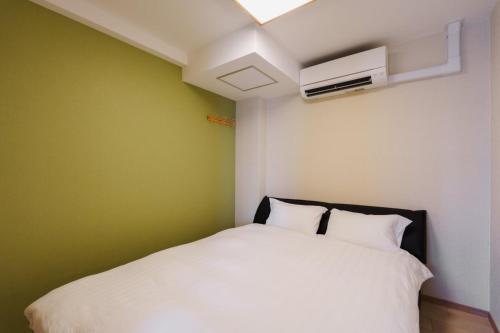 青葉邸-NIPPONBASHI Room 701-3 Min Walk to Kuromon Market 80sqm 4BR Family Residence