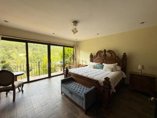 Ένα ή περισσότερα κρεβάτια σε δωμάτιο στο Hotel y Restaurante Vista Verde