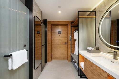 Ένα μπάνιο στο Grand Mercure Guangzhou Baiyun