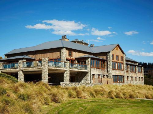 Budova, kde se rezort nachází