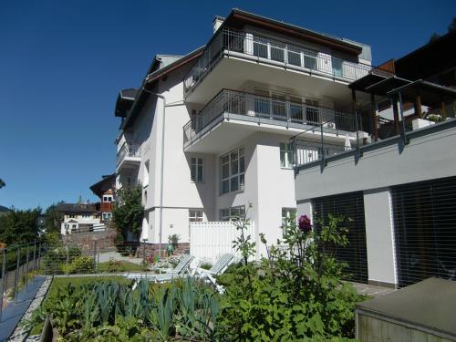 Gallery image of Villa Quenz Family Suites in Ortisei