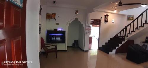 Μια τηλεόραση ή/και κέντρο ψυχαγωγίας στο Sam's Villa Weligama