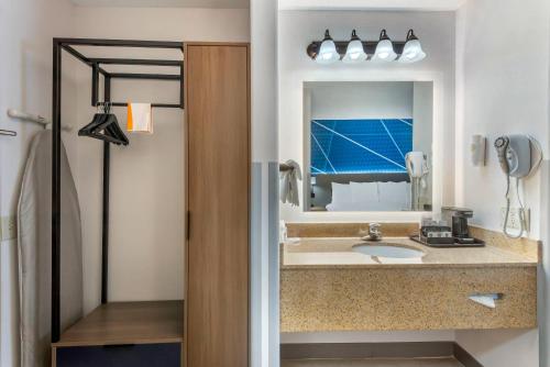 Fotografie z fotogalerie ubytování Comfort Inn Green River National Park Area v destinaci Green River