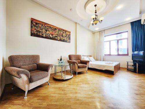 Sahil Apartment Formula1 view
