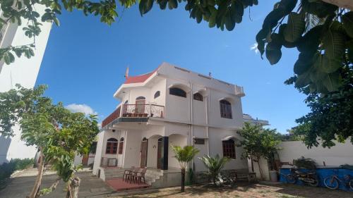 Budova, kde se vila nachází