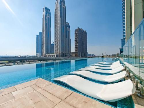 FAM Living - Urban Oasis 2bedroom, Business Bay