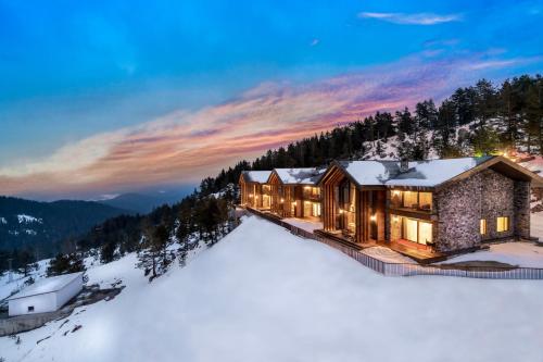 Gallery image of Kaya Palazzo Ski & Mountain Resort in Kartalkaya
