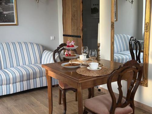 Posezení v ubytování Jaukus Aleksoto butas Kaune su atskiru įėjimu, šalia Senamiesčio