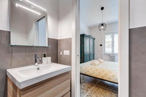 Gianicolo Apartment with Terrace