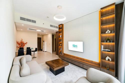 FAM Living - 2BR Apartment with Burj & Canal Views at The Bay
