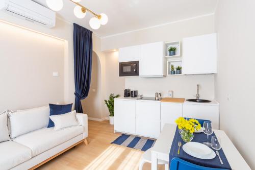 Just Urban Stays - Cozy 1-BR Apartment near Navigli & Metro M2