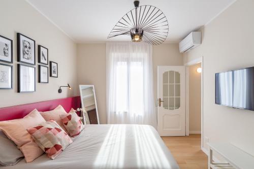 Just Urban Stays - Cozy 1-BR Apartment near Navigli & Metro M2