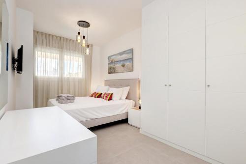 Beautiful new build apartment Estepona