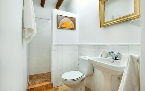 Villa Son March Petit by Sealand Villas