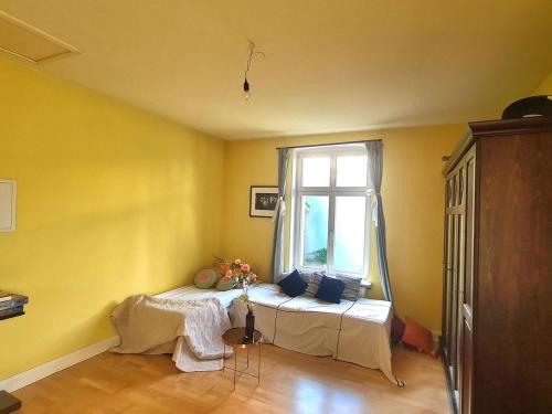 Ένα ή περισσότερα κρεβάτια σε δωμάτιο στο Townhouse in Potsdam-Babelsberg