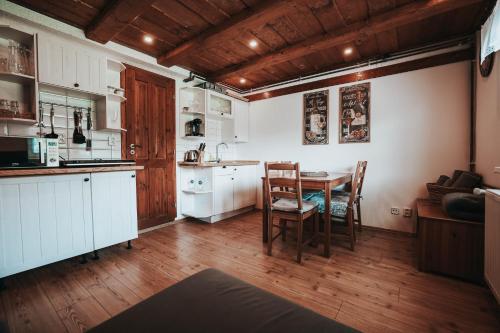 Η κουζίνα ή μικρή κουζίνα στο Chalupa na Horce