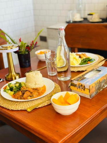 Mad på hotellet eller i nærheden