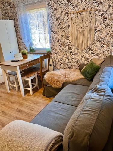 Afbeelding uit fotogalerij van Osinkowy Domek in Sobiatyn