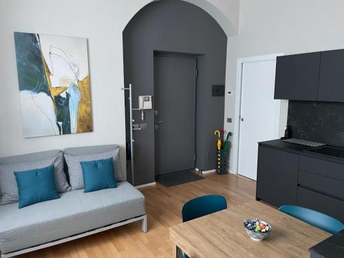 Modern flat Historical Center Colonne San Lorenzo Navigli