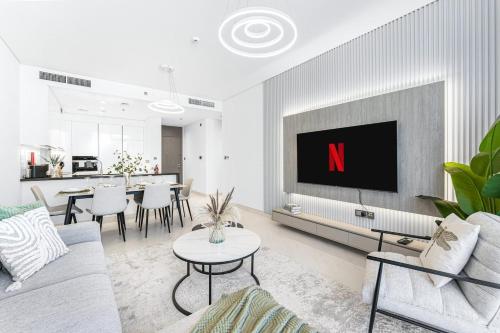 Elegant 2 Bedroom in District One Residences