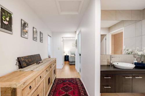 Kuchyň nebo kuchyňský kout v ubytování Fortuna Bushland Retreat 20 min from Noosaville