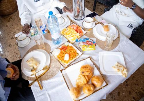 Jídlo v hotelu nebo okolí