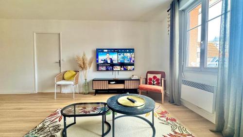 Φωτογραφία από το άλμπουμ του Cathédrale en Scène - design & lumineux - Gare στο Αμιάν